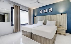 Sleek Townhouse Galexia Hotel And Resorts